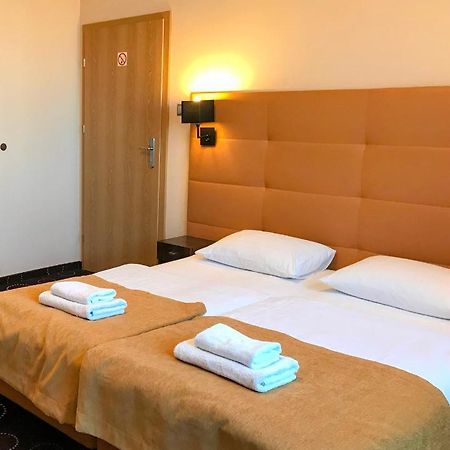 La Petite Apartments & Rooms Гданск Екстериор снимка