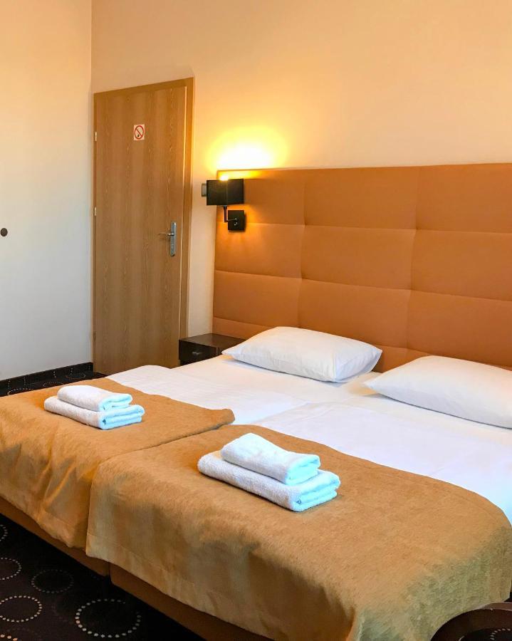 La Petite Apartments & Rooms Гданск Екстериор снимка